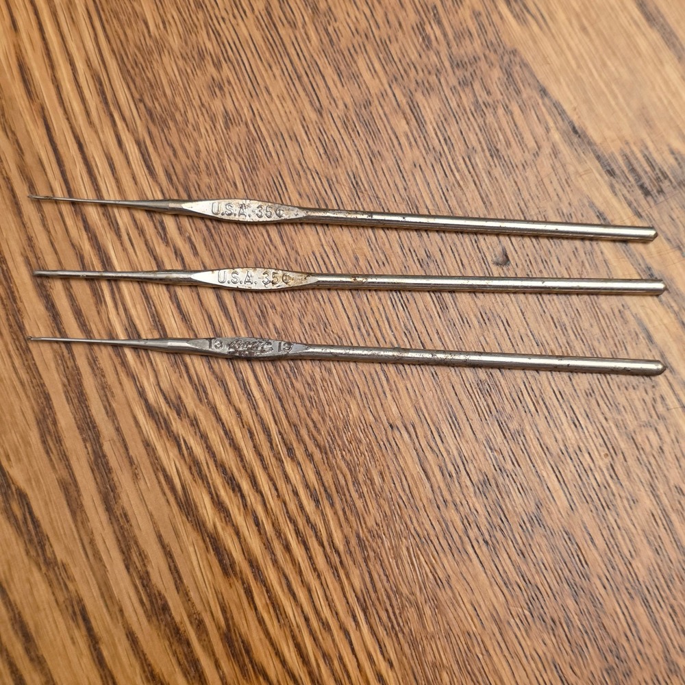 Vintage Boye Steel Crochet Hooks Set of 3 Sizes 8 13 14 Silver Lace Tools USA